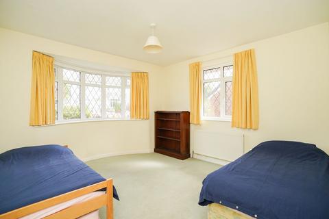 1 Heather Lea Place, Sheffield, S17 3DN