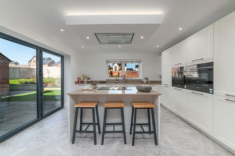 4 bedroom detached house for sale, Brigstock NN14