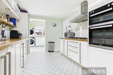 18 Beech Road, Witney, OX28 6LW