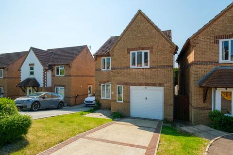 3 bedroom detached house for sale, Mount Pleasant Close, Lyminge, CT18