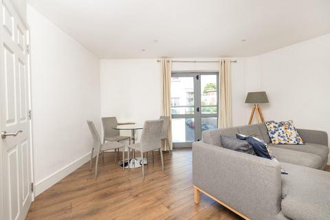 1 bedroom flat for sale, Atlas Court, Temple Quay