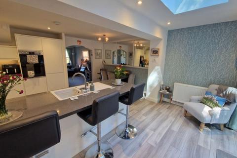 5 bedroom detached house for sale, Byron Way, Exmouth,EX8 5SE