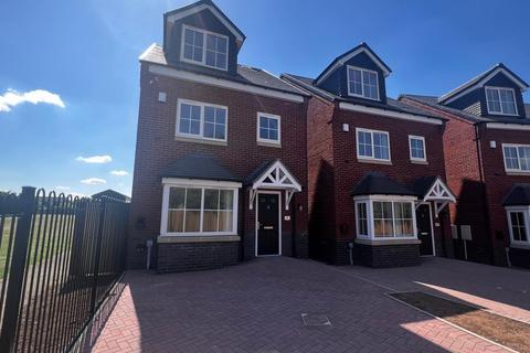 4 bedroom detached house for sale, Malt Mill Lane, Halesowen