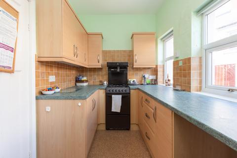 2 Carlton Grove, Blackpool, FY2 9LA