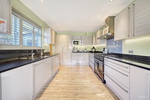 34 Bellevue Road, Billericay, CM12 9HB