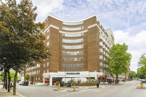 Studio to rent, Woburn Place, London WC1H