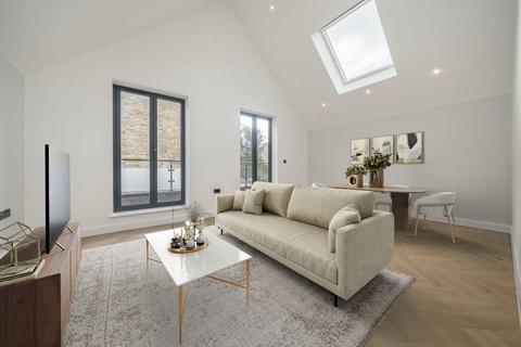 2 bedroom flat for sale, Cranmer Avenue, London W13