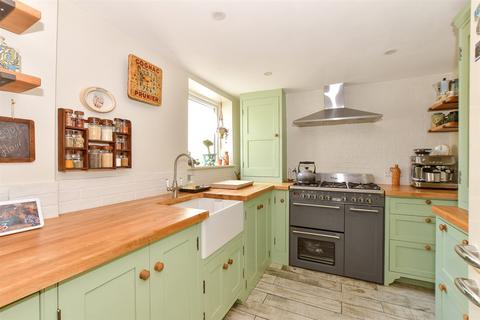 2 bedroom semi-detached house for sale, Binstead Hill, Ryde PO33