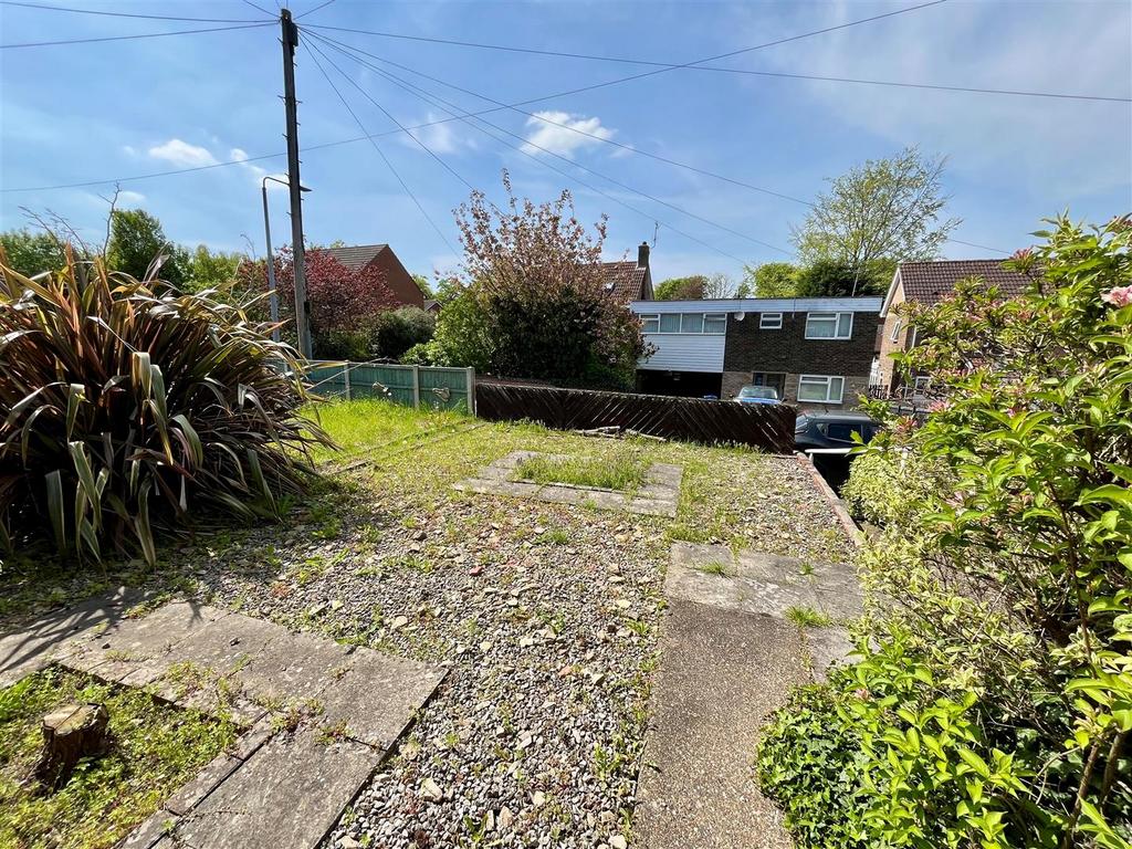 Front Garden Area.jpg