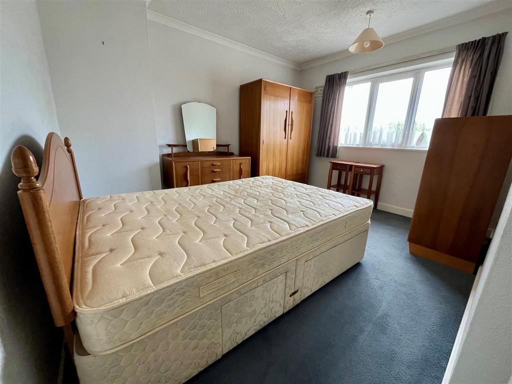Bedroom One.jpg