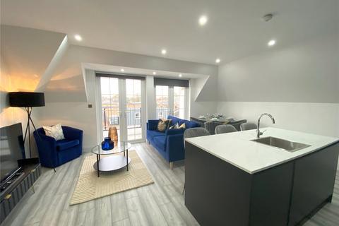 2 bedroom apartment to rent, Drake Avenue, Surrey TW18