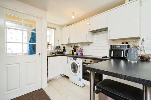 1 bedroom terraced house to rent, Spruce Drive, Bicester, Oxfordshire, OX26