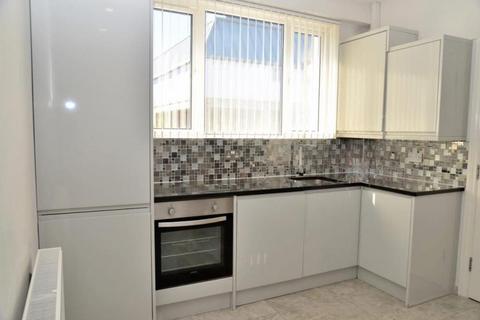 1 bedroom flat for sale, Grenfell Avenue, Hornchurch