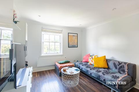 Flat 7, 7 Randolph Gardens, London, NW6 5EH