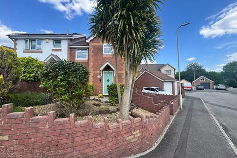 2 Crown Rise, Maesteg, CF34 0JY