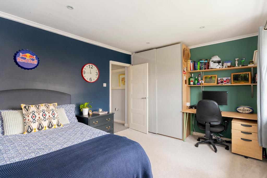 1 D0 LEIG - Bedroom I.jpg