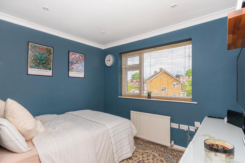 1 D0 LEIG - Bedroom E.jpg