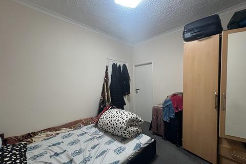 7 Oakdale Road, London, E7 8JU