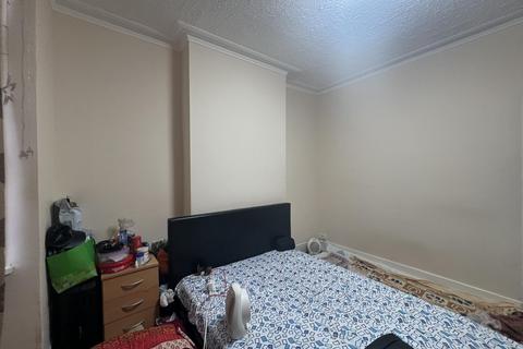 7 Oakdale Road, London, E7 8JU