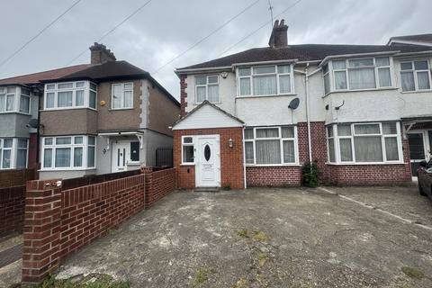 undefined, Barrack Road, Hounslow TW4