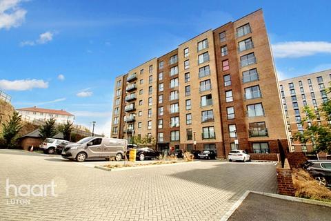 undefined, Stirling Drive, Luton