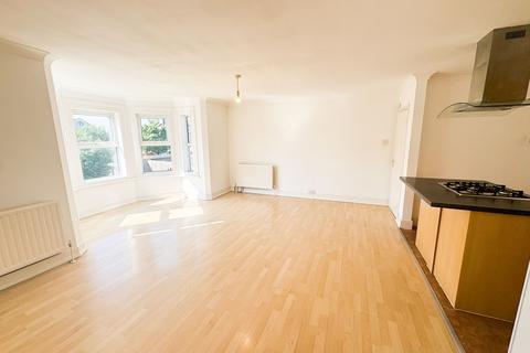 3 bedroom flat for sale, Fillebrook Road, London, E11