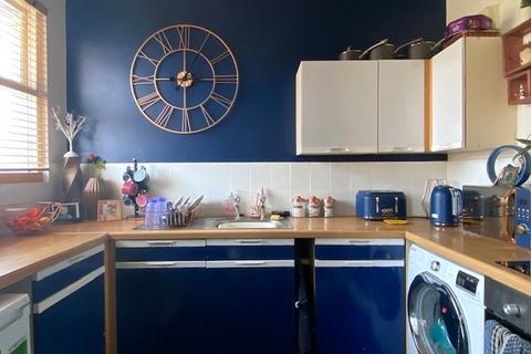 1 bedroom flat for sale, Flat 3, 40 Leopold Road, Felixstowe, Suffolk IP11 7NP