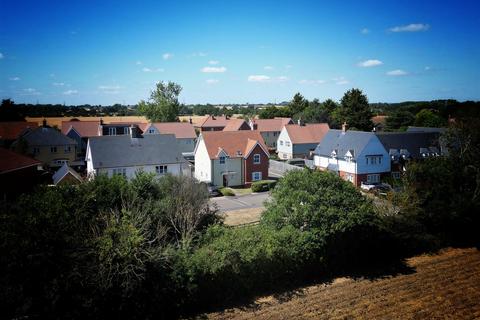 1 Southfields, Tillingham, Southminster, CM0 7FY