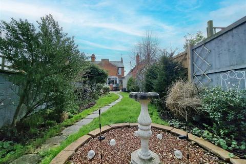 13 Coronation Road, Burnham-on-crouch, CM0 8HW