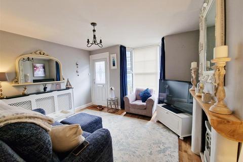 13 Coronation Road, Burnham-on-crouch, CM0 8HW