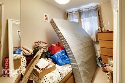 21 Wallis Close, Dartford, DA2 7BE