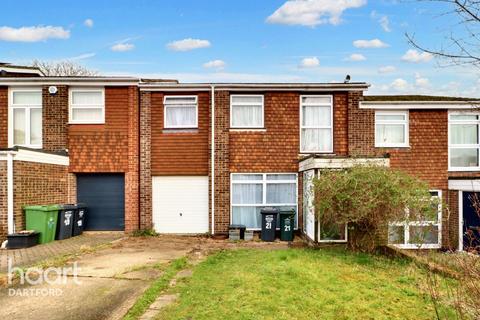 21 Wallis Close, Dartford, DA2 7BE