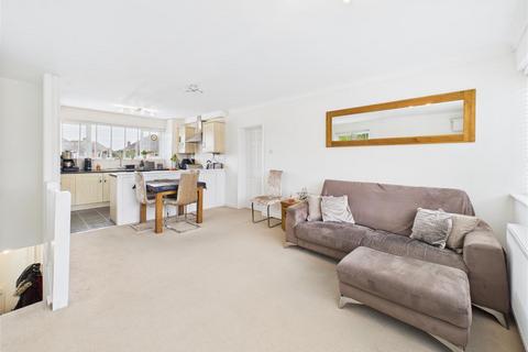 2 bedroom maisonette for sale, Devoke Way, Walton-On-Thames