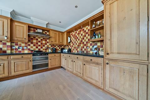 2 bedroom apartment for sale, Church Walk, Wilmington, Dartford