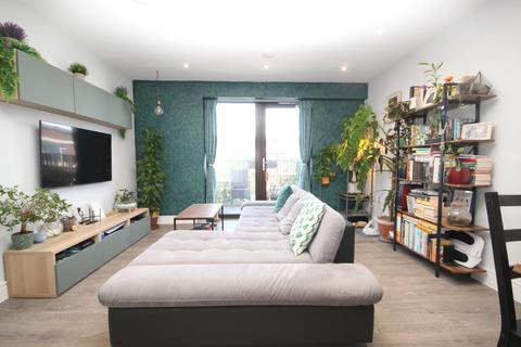 1 bedroom flat for sale, Waterfront Heights, Mount Pleasant, Wembley, Middlesex HA0