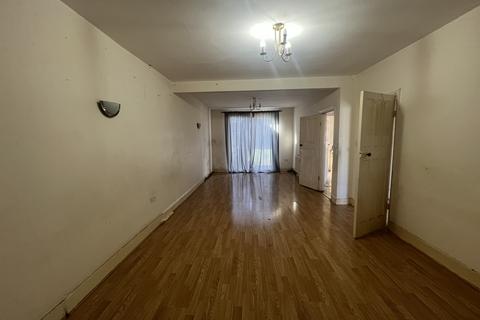 undefined, Barrack Road, Hounslow TW4