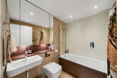 1b, Westworth House, 1 Down Place, London, W6 9JH