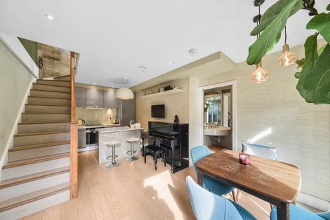 1b, Westworth House, 1 Down Place, London, W6 9JH