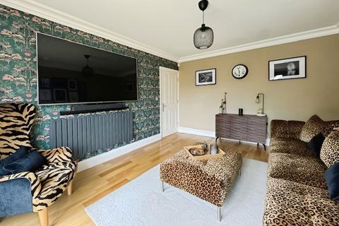 38 Castlefields, Rhuddlan, Rhyl, LL18 5RJ