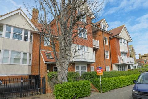 2 bedroom flat for sale, Westgate Bay Avenue, Westgate-on-Sea, Kent, CT8