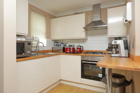2 bedroom flat for sale, Westgate Bay Avenue, Westgate-on-Sea, Kent, CT8