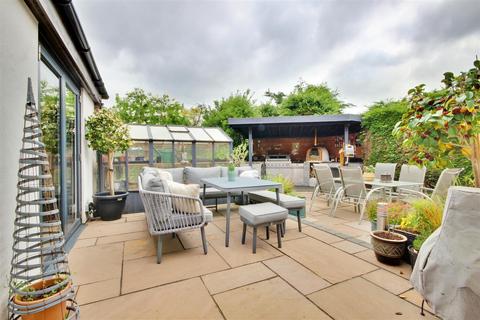 4 bedroom detached house for sale, Bramble Garth, Walkington, Beverley