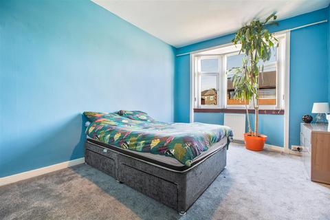 64 Trinity Avenue, Glasgow, G52 3ES
