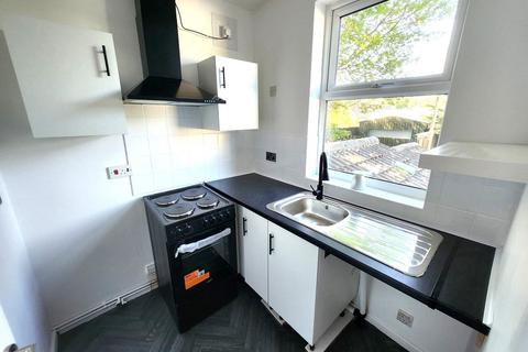 1 bedroom flat to rent, Overend Road, Halesowen B63