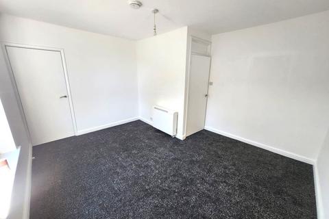 1 bedroom flat to rent, Overend Road, Halesowen B63