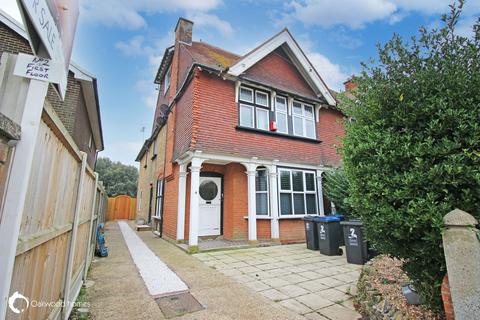 Flat 2, 4 Epple Bay Road, Birchington, CT7 9EN