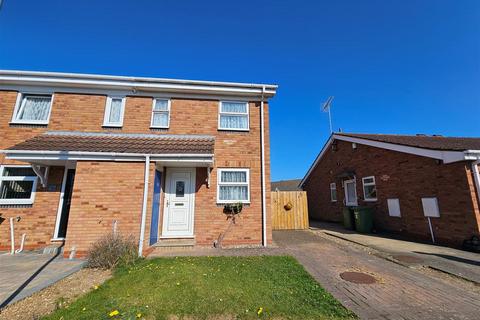 2 bedroom semi-detached house for sale, 12 Magnolia Close, Driffield, YO25 6QU