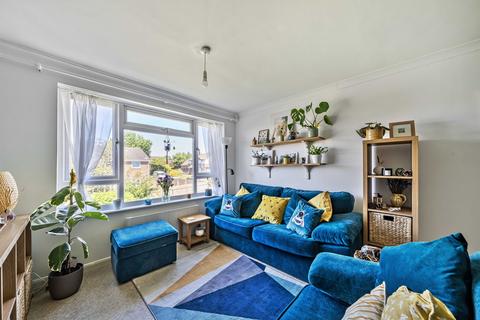 6 Felmer Drive, Kings Worthy, Winchester, SO23 7PY