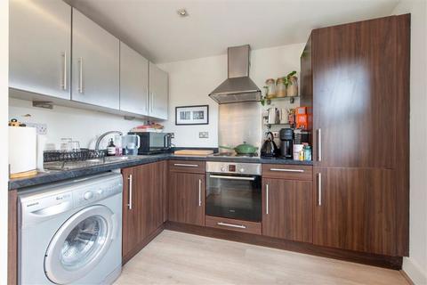 1 bedroom flat for sale, Quaker Street, London E1