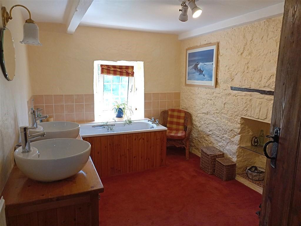 Farmhouse Bathroom